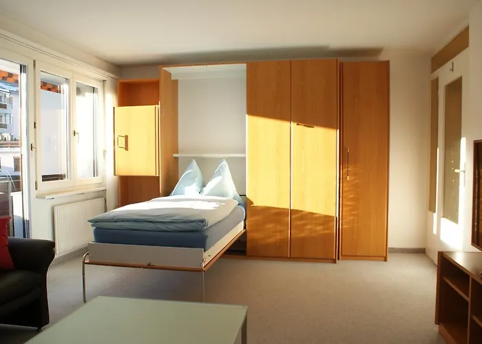 Апартаменти Ravaisch 22 *